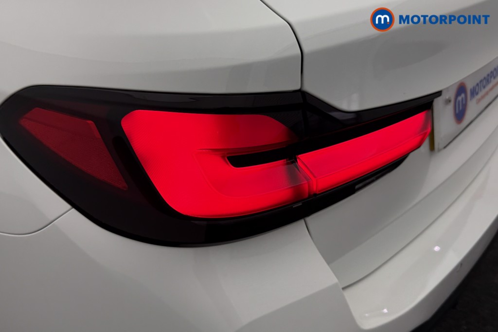 BMW 5 Series M Sport Automatic Petrol Plug-In Hybrid Estate - Stock Number (1546917) - 29th supplementary image