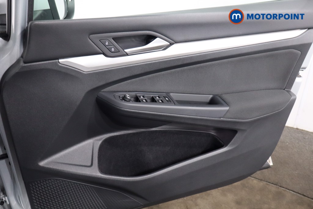 Volkswagen Golf Life Automatic Petrol Hatchback - Stock Number (1546919) - 20th supplementary image