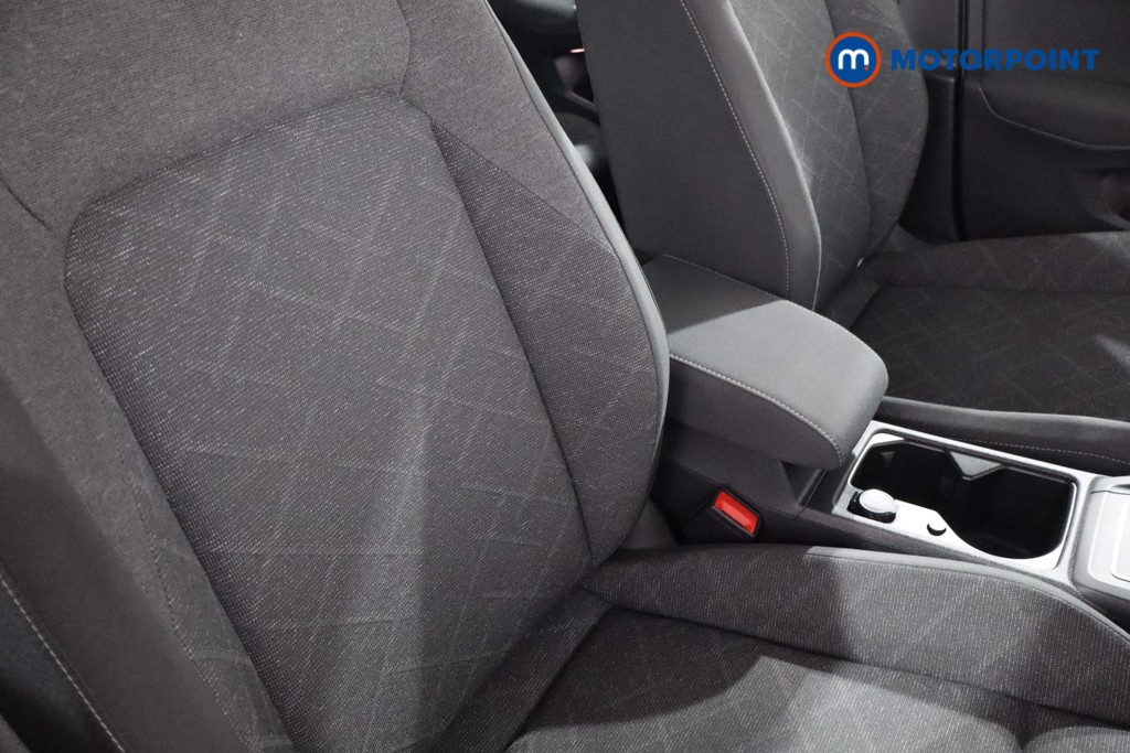 Volkswagen Golf Life Automatic Petrol Hatchback - Stock Number (1546919) - 22nd supplementary image