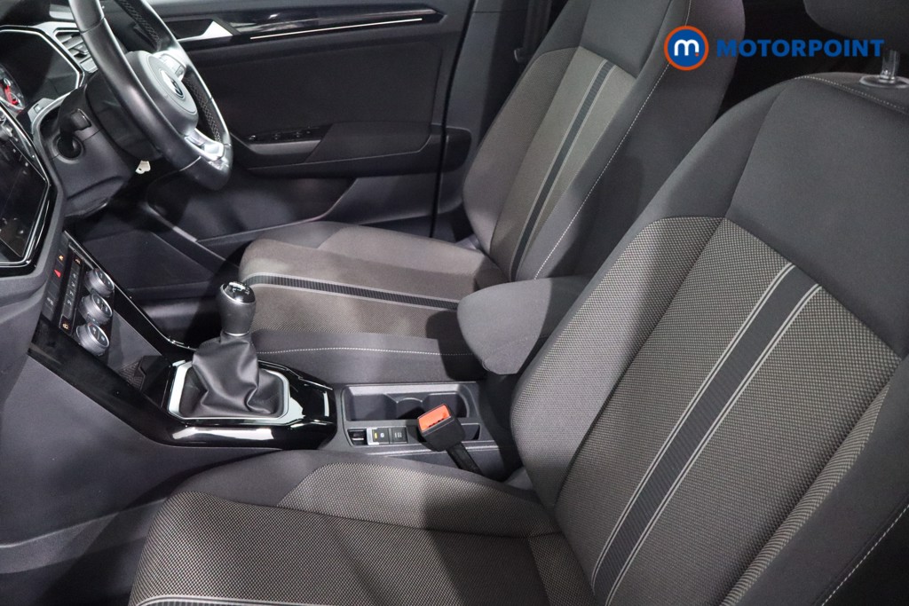 Volkswagen T-Roc Black Edition Manual Petrol SUV - Stock Number (1546920) - 4th supplementary image