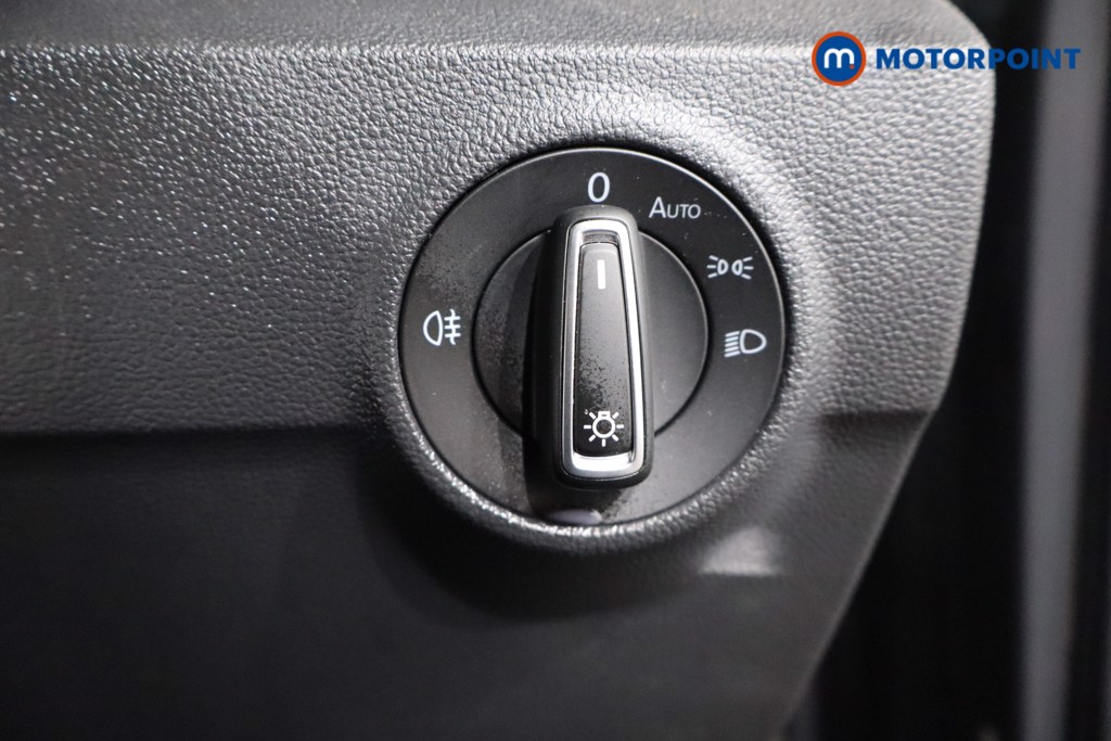 Volkswagen T-Roc Black Edition Manual Petrol SUV - Stock Number (1546920) - 20th supplementary image