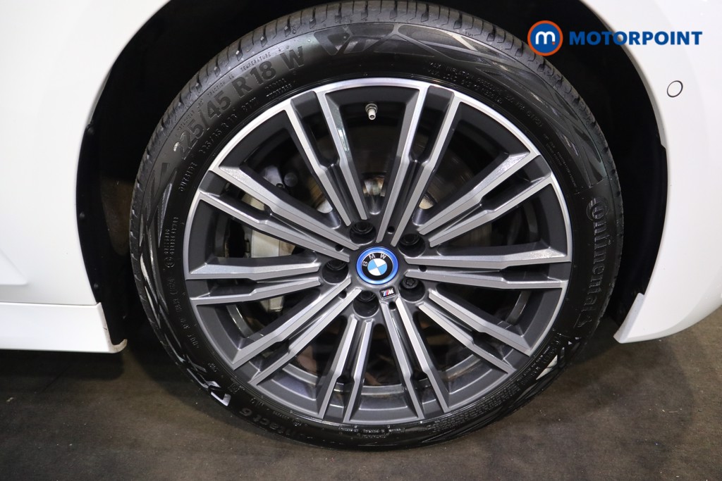 BMW 3 Series M Sport Automatic Petrol Plug-In Hybrid Saloon - Stock Number (1546944) - 17th supplementary image