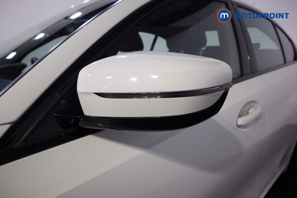 BMW 3 Series M Sport Automatic Petrol Plug-In Hybrid Saloon - Stock Number (1546944) - 25th supplementary image