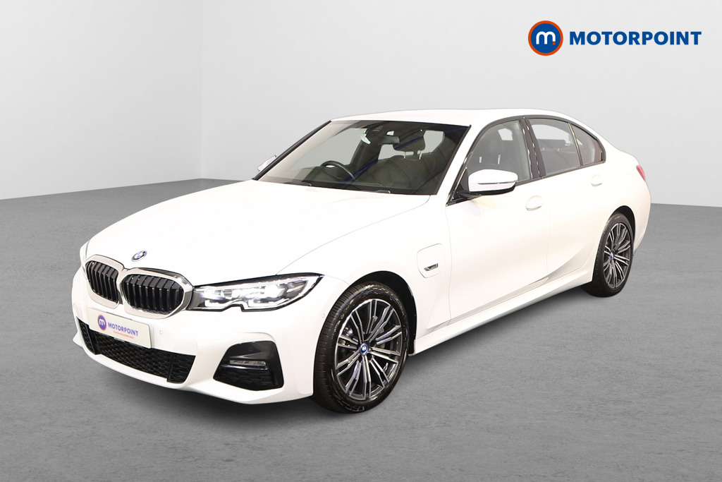 BMW 3 Series M Sport Automatic Petrol Plug-In Hybrid Saloon - Stock Number (1546944) - Passenger side front corner