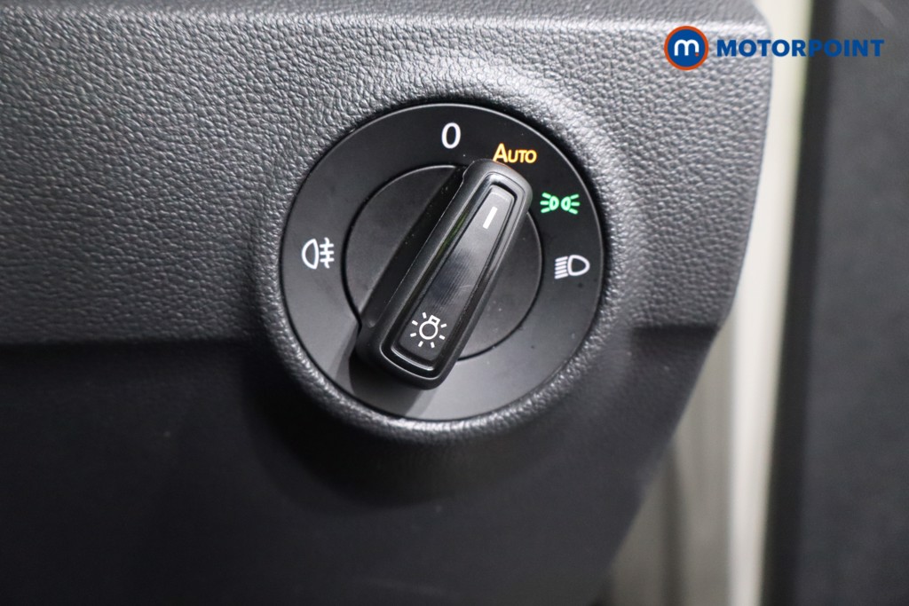 Volkswagen T-Roc Life Manual Petrol SUV - Stock Number (1547779) - 19th supplementary image