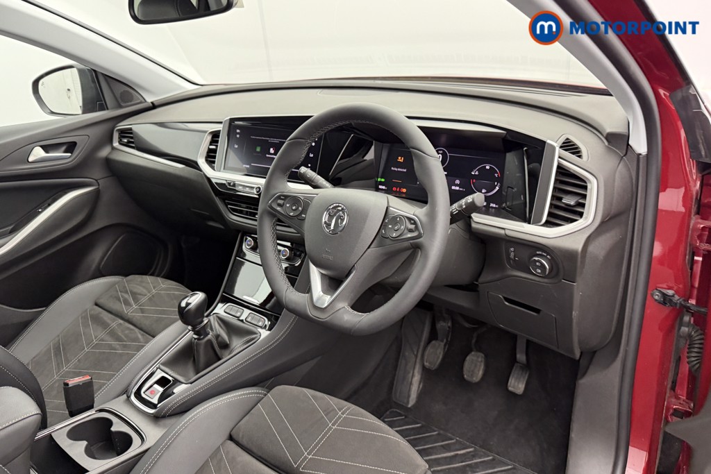 Vauxhall Grandland Ultimate Manual Petrol SUV - Stock Number (1547862) - 4th supplementary image