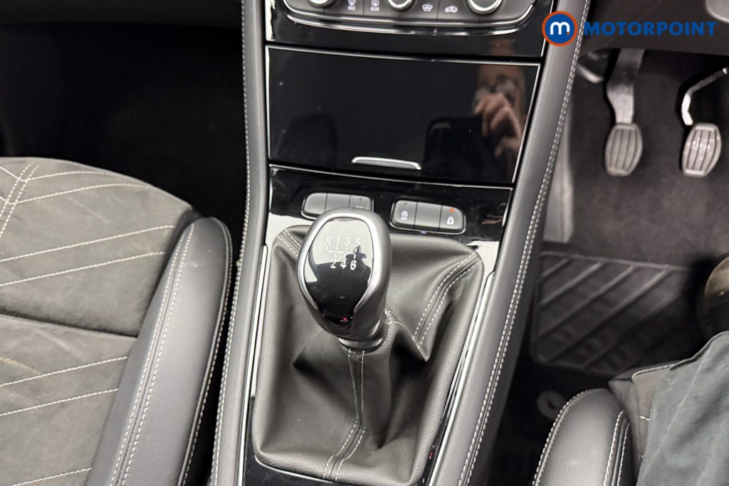 Vauxhall Grandland Ultimate Manual Petrol SUV - Stock Number (1547862) - 12th supplementary image