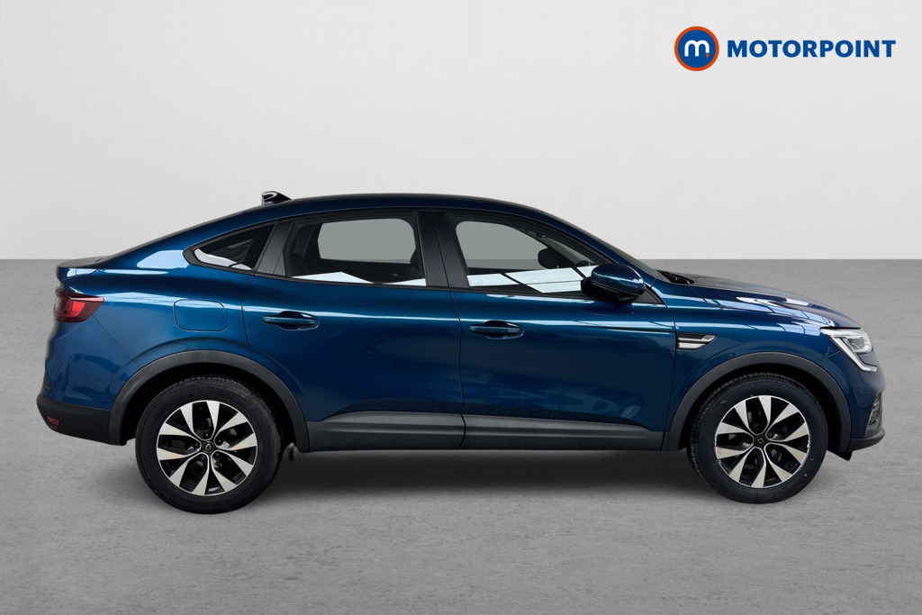 Renault Arkana Iconic Automatic Petrol-Electric Hybrid SUV - Stock Number (1547906) - Drivers side
