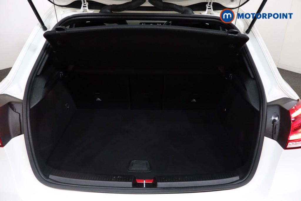 Mercedes-Benz A Class Amg Line Automatic Petrol Plug-In Hybrid Hatchback - Stock Number (1548086) - 10th supplementary image