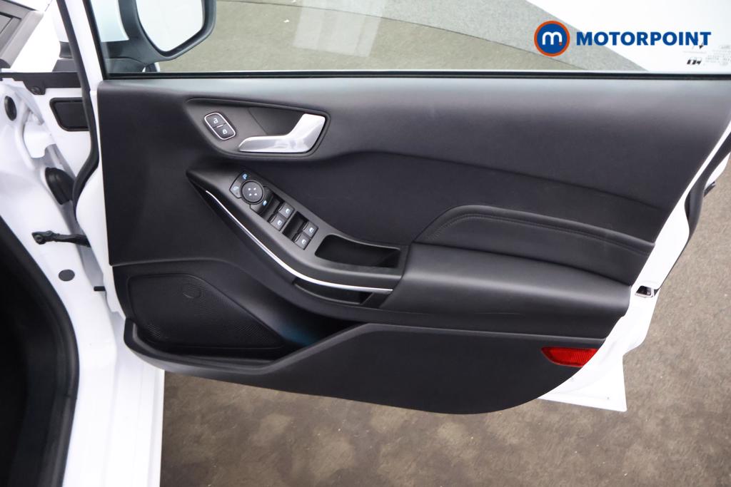 Ford Fiesta St-Line X Automatic Petrol-Electric Hybrid Hatchback - Stock Number (1548263) - 9th supplementary image