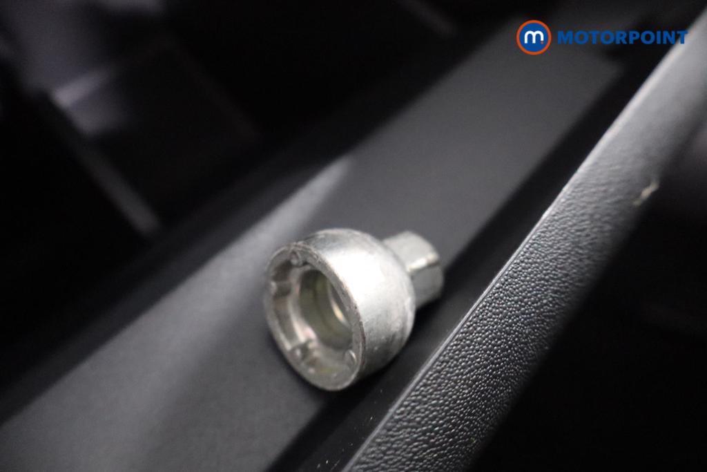 Citroen C3 Shine Manual Petrol Hatchback - Stock Number (1549008) - 13th supplementary image