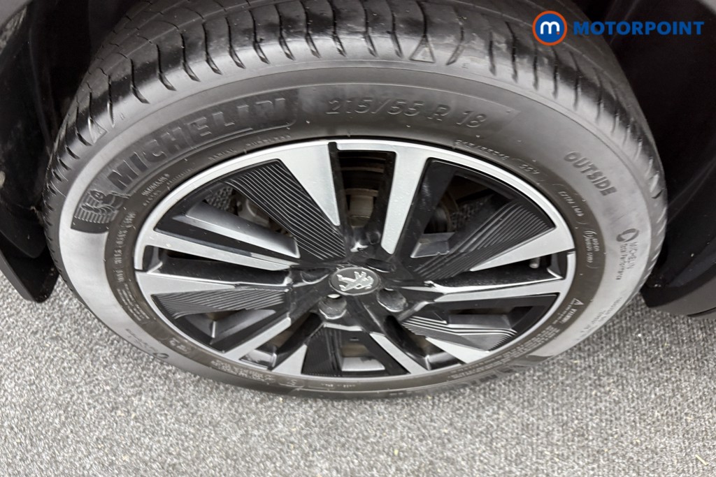 Peugeot 2008 Gt Line Manual Petrol SUV - Stock Number (1549023) - 30th supplementary image