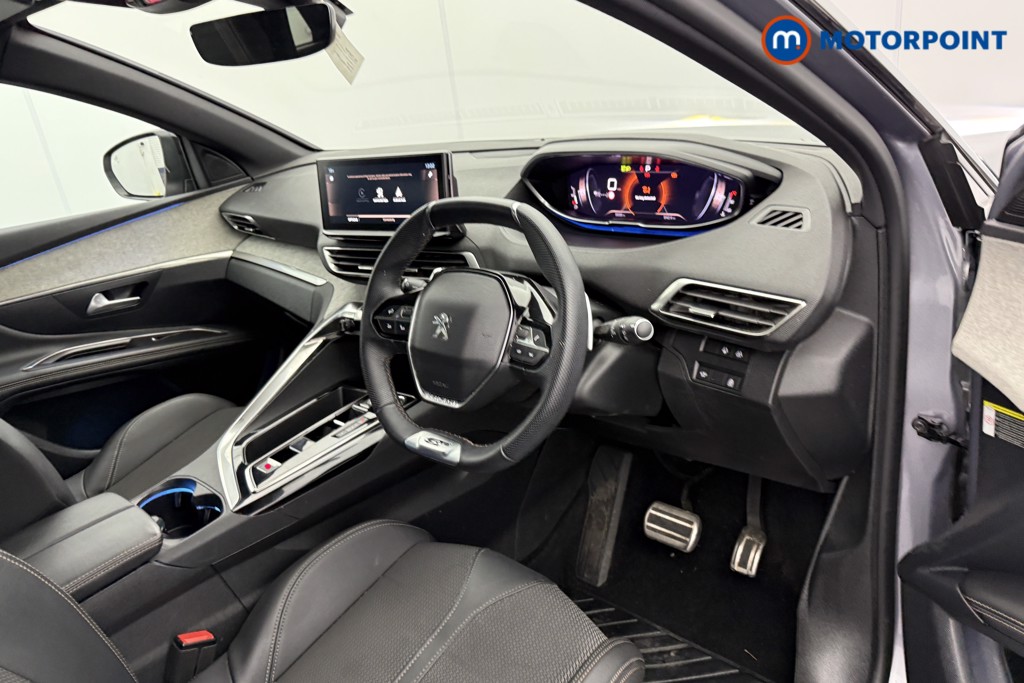 Peugeot 3008 GT Automatic Diesel SUV - Stock Number (1549051) - 4th supplementary image