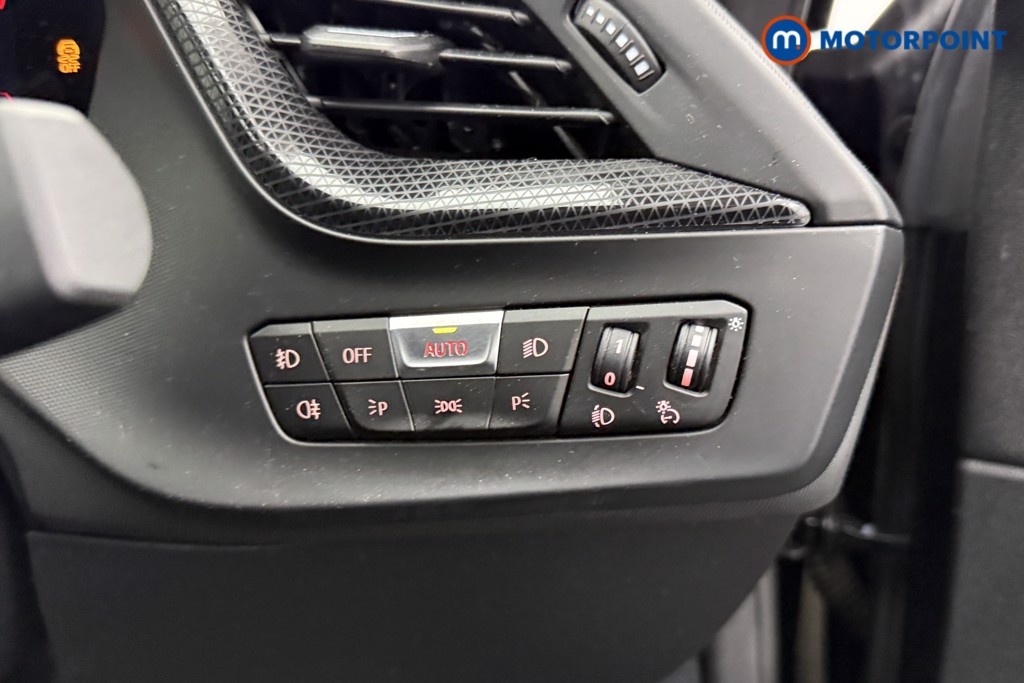 BMW 2 Series Sport Automatic Petrol Saloon - Stock Number (1549144) - 14th supplementary image