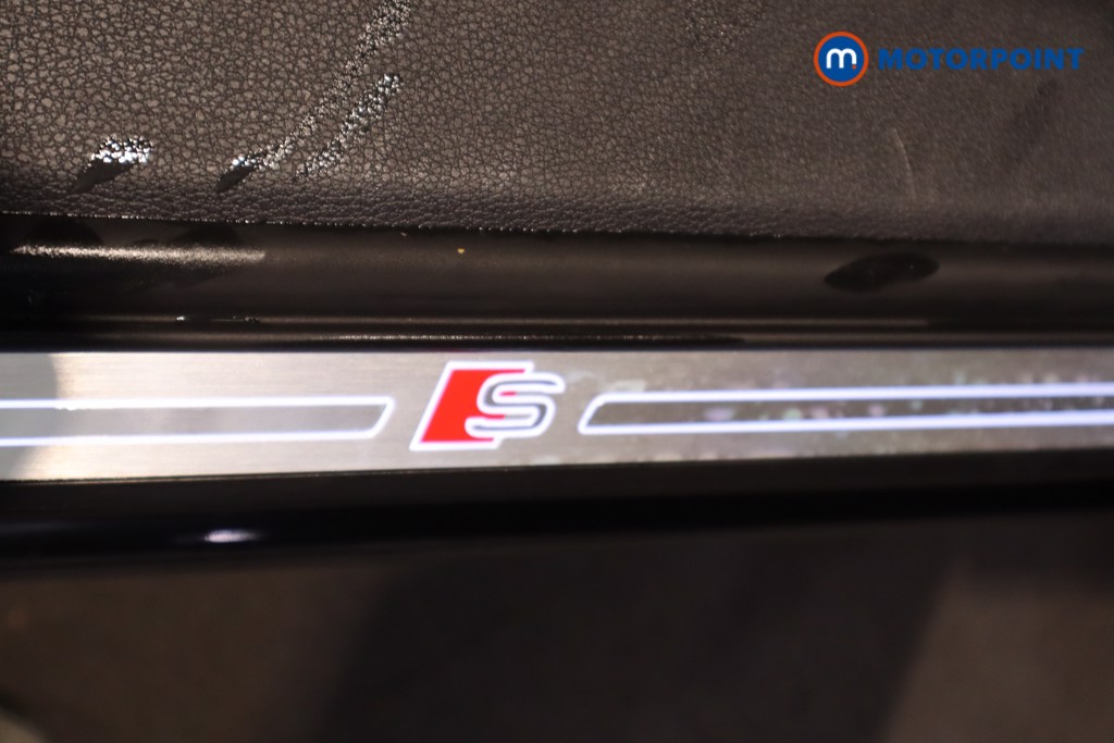 Audi Q3 Black Edition Automatic Diesel SUV - Stock Number (1549221) - 7th supplementary image