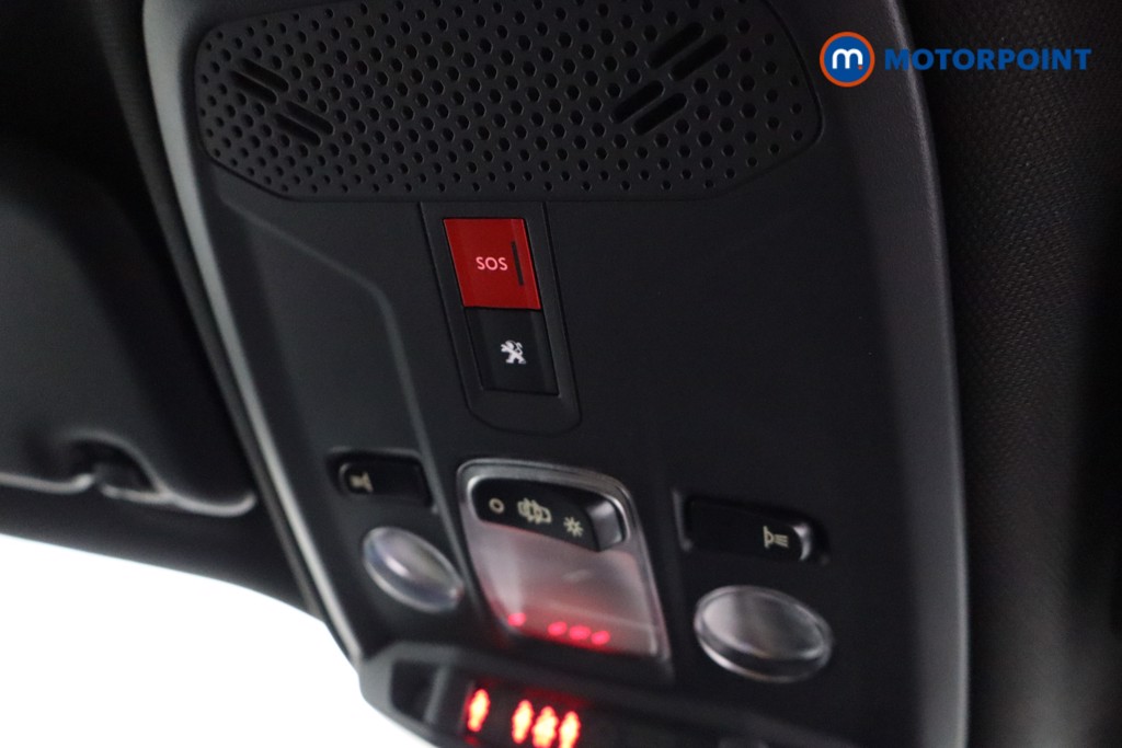 Peugeot 2008 Allure Premium-Plus Automatic Petrol SUV - Stock Number (1549286) - 19th supplementary image