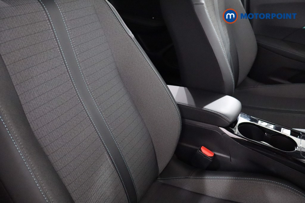 Peugeot 2008 Allure Premium-Plus Automatic Petrol SUV - Stock Number (1549286) - 22nd supplementary image