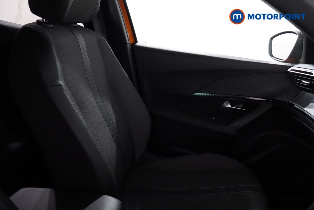 Peugeot 2008 Allure Premium-Plus Automatic Petrol SUV - Stock Number (1549286) - 23rd supplementary image