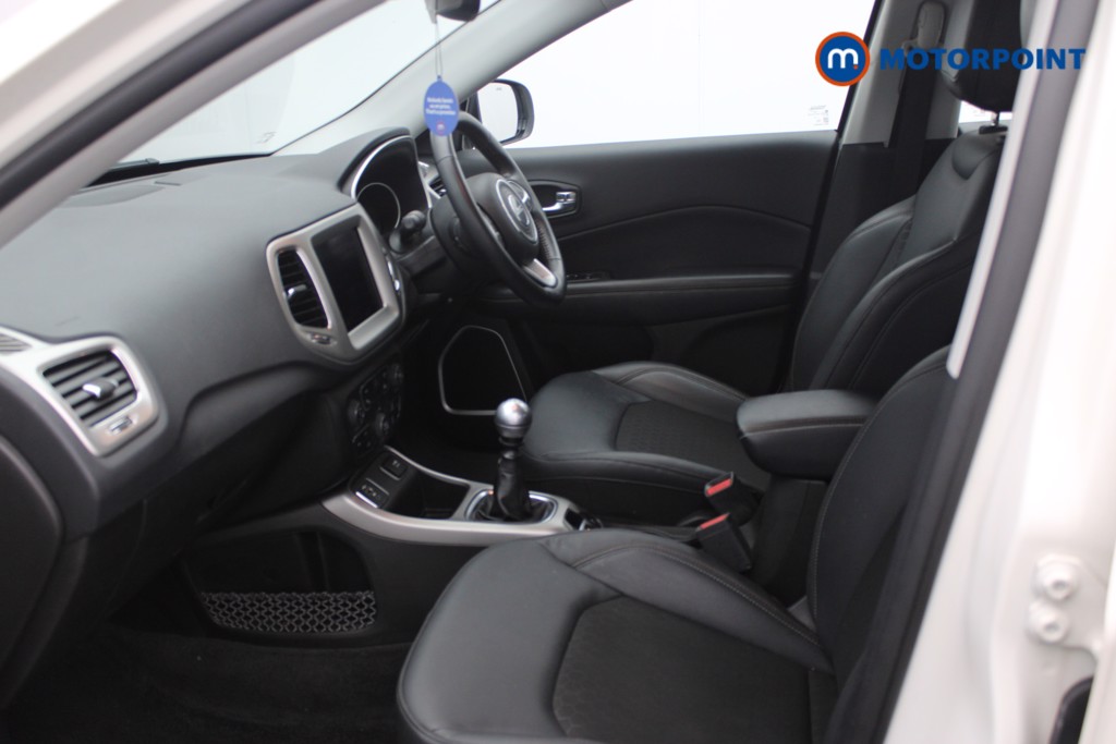 Jeep Compass Longitude Manual Petrol SUV - Stock Number (1526915) - 1st supplementary image