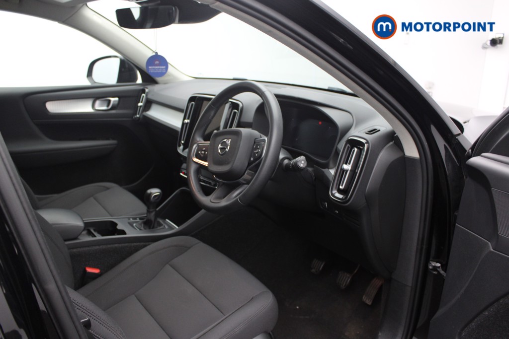 Volvo Xc40 Momentum Manual Petrol SUV - Stock Number (1527026) - 3rd supplementary image