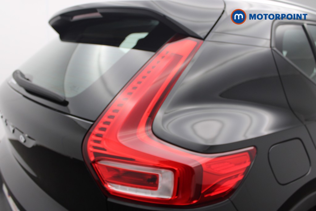 Volvo Xc40 Momentum Manual Petrol SUV - Stock Number (1527026) - 21st supplementary image