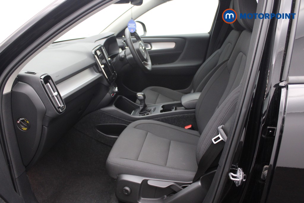 Volvo Xc40 Momentum Manual Petrol SUV - Stock Number (1527026) - 1st supplementary image