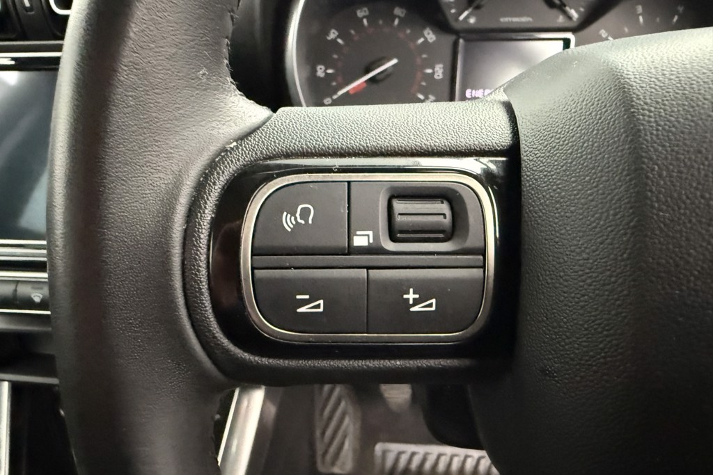 Citroen C3 Aircross Shine Manual Petrol SUV - Stock Number (1537287) - 3rd supplementary image