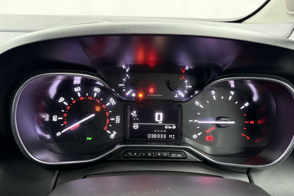 Citroen C3 Aircross Shine Manual Petrol SUV - Stock Number (1537287) - 5th supplementary image