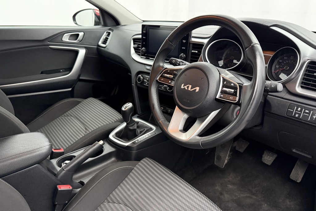 KIA Ceed 2 Manual Petrol Estate - Stock Number (1537336) - 1st supplementary image
