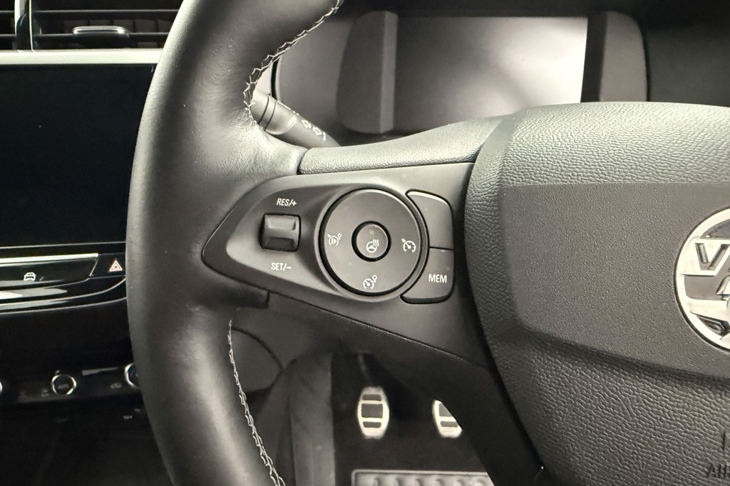 Vauxhall Corsa Ultimate Manual Petrol Hatchback - Stock Number (1539506) - 3rd supplementary image