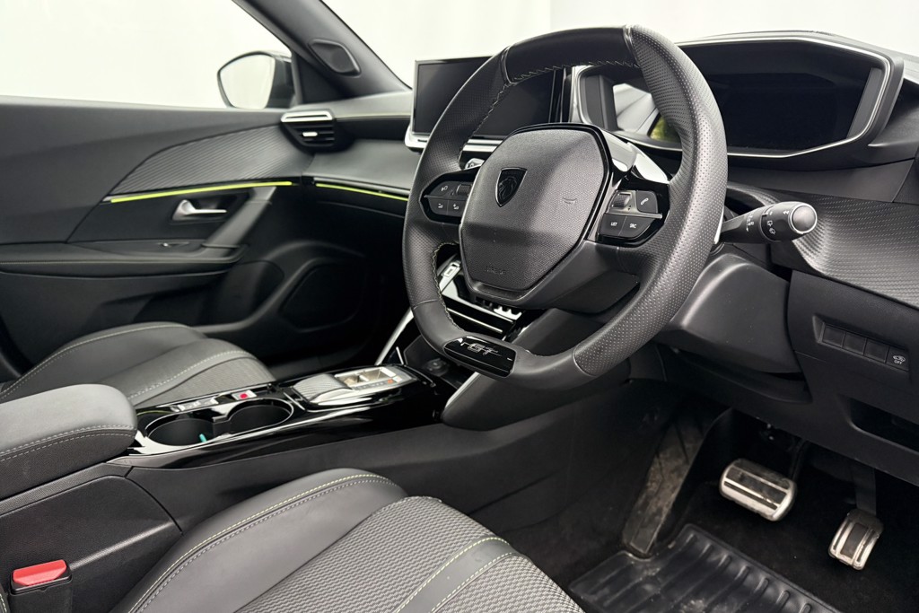 Peugeot 2008 GT Automatic Petrol SUV - Stock Number (1539508) - 1st supplementary image