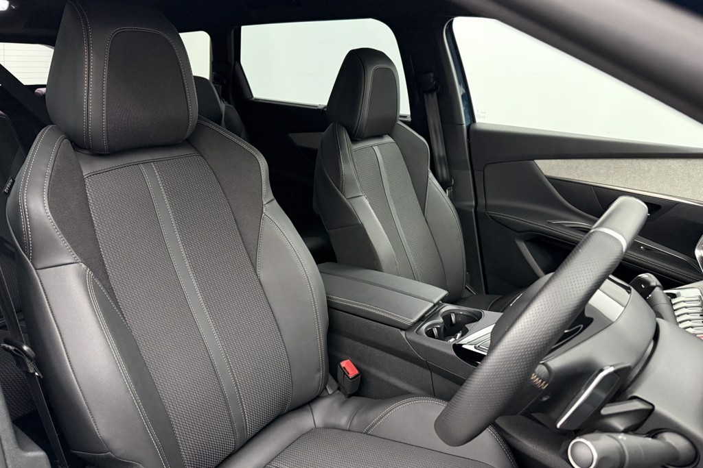 Peugeot 5008 GT Automatic Diesel SUV - Stock Number (1539547) - 16th supplementary image