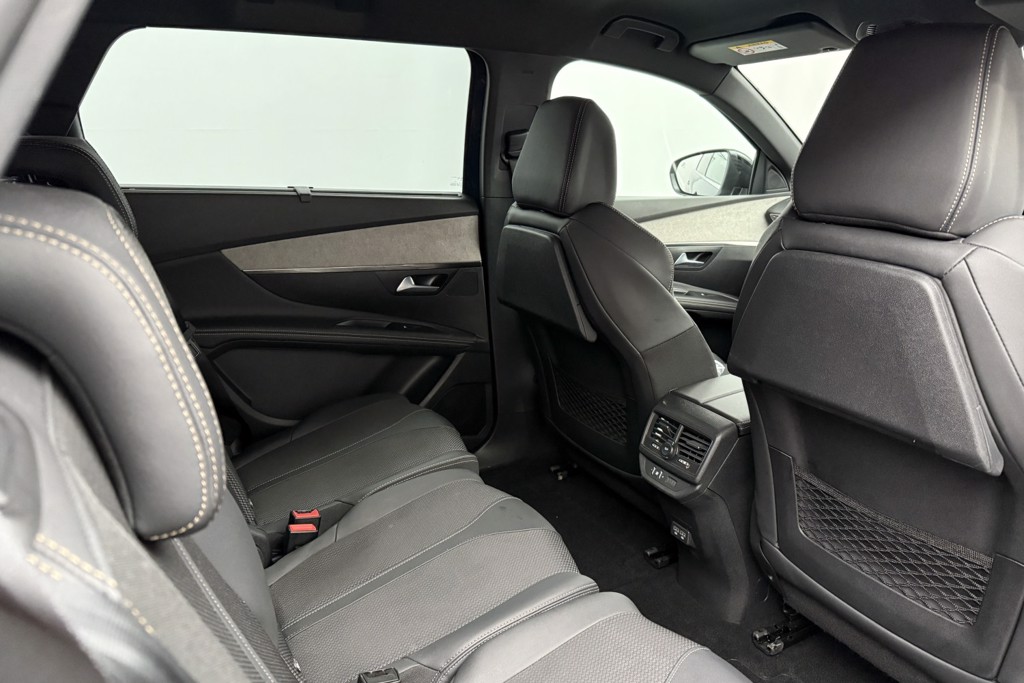 Peugeot 5008 GT Automatic Diesel SUV - Stock Number (1539547) - 20th supplementary image