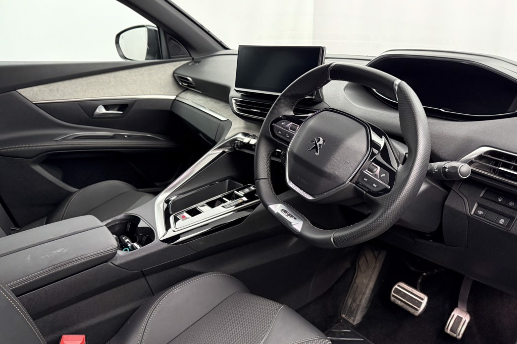 Peugeot 5008 GT Automatic Diesel SUV - Stock Number (1539547) - 1st supplementary image