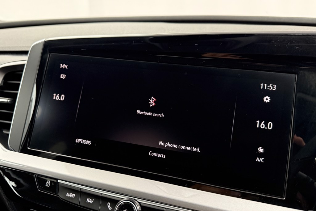 Vauxhall Grandland Ultimate Manual Petrol SUV - Stock Number (1539574) - 8th supplementary image