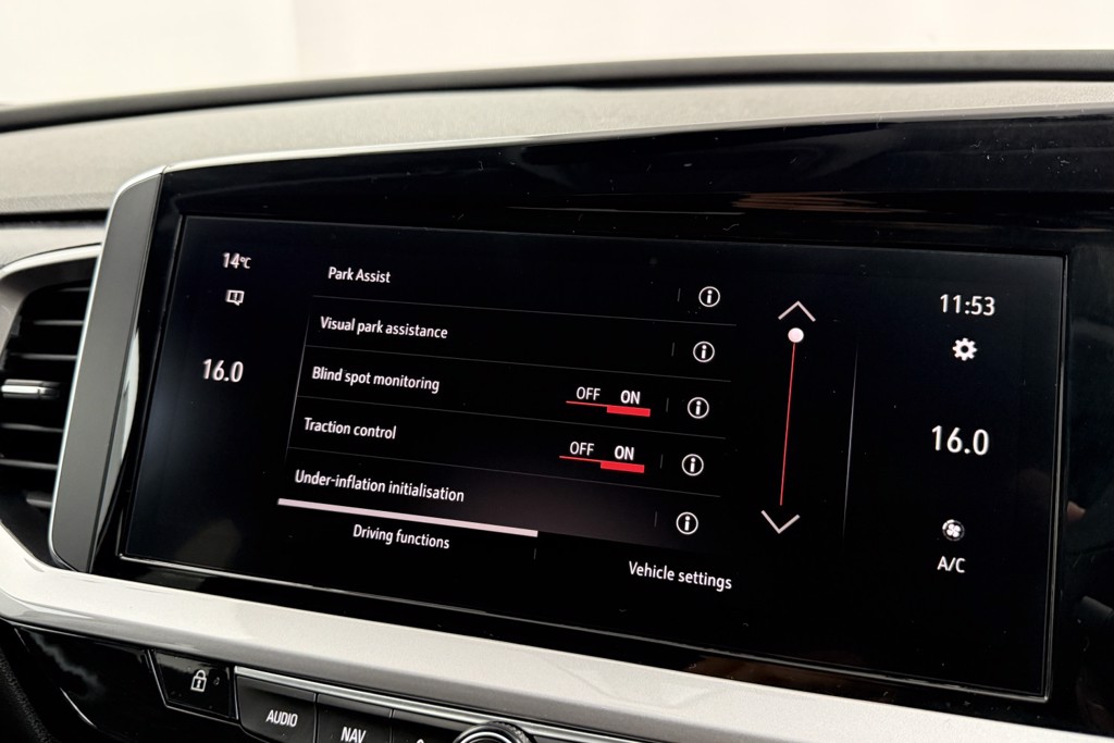 Vauxhall Grandland Ultimate Manual Petrol SUV - Stock Number (1539574) - 11th supplementary image