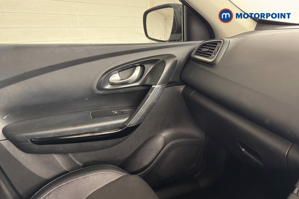 Renault Kadjar Iconic Manual Petrol SUV - Stock Number (1540005) - 12th supplementary image