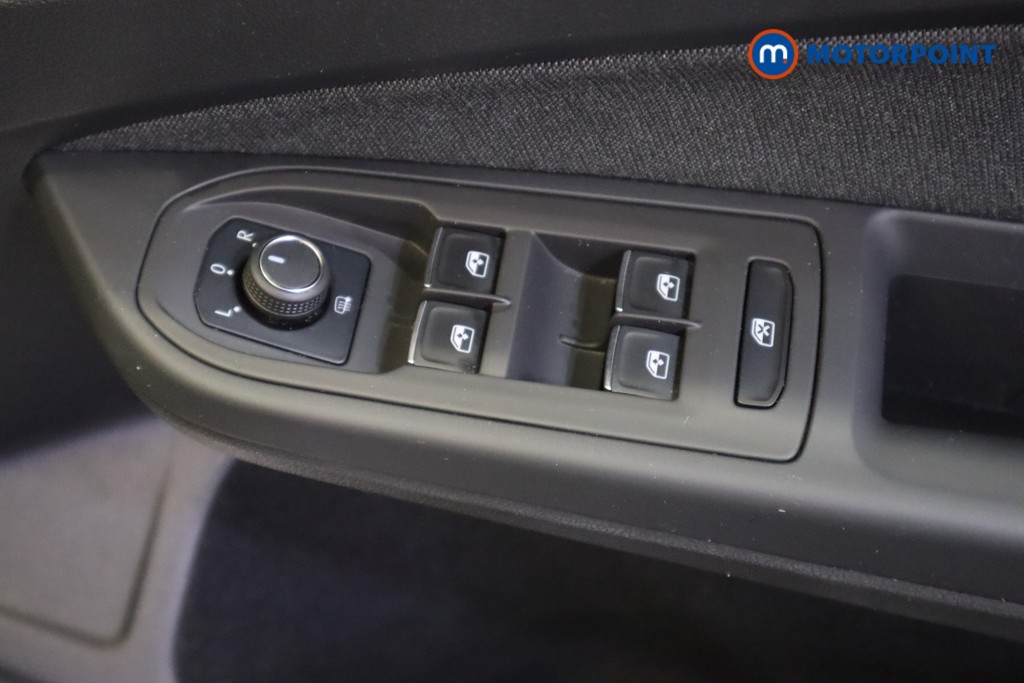 Volkswagen Golf Life Manual Petrol Hatchback - Stock Number (1541931) - 7th supplementary image