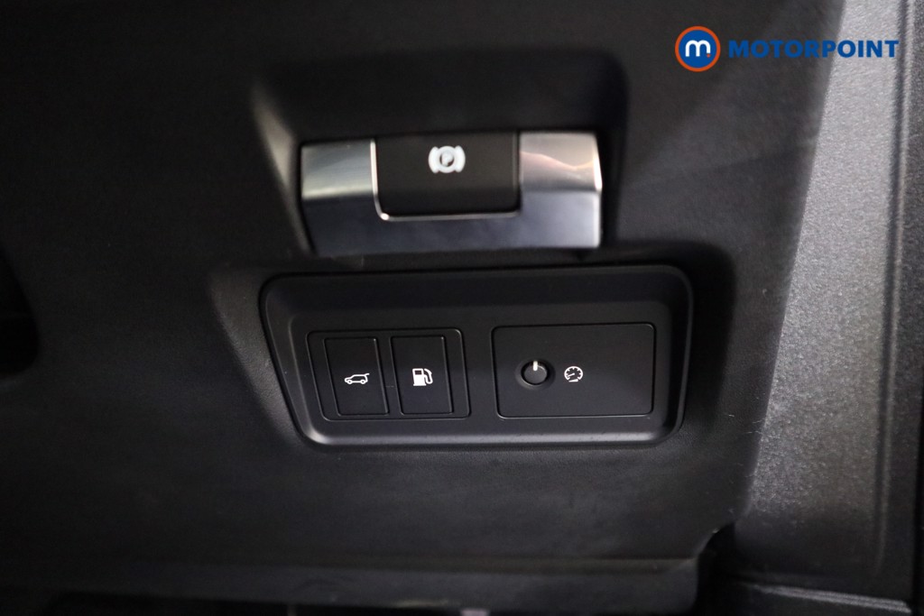 Land Rover Discovery Sport R-Dynamic Hse Automatic Petrol Plug-In Hybrid SUV - Stock Number (1542104) - 9th supplementary image