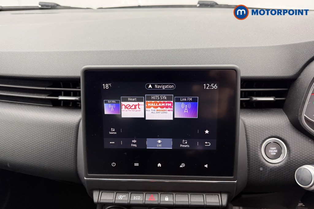 Renault Clio Iconic Manual Petrol Hatchback - Stock Number (1542188) - 6th supplementary image