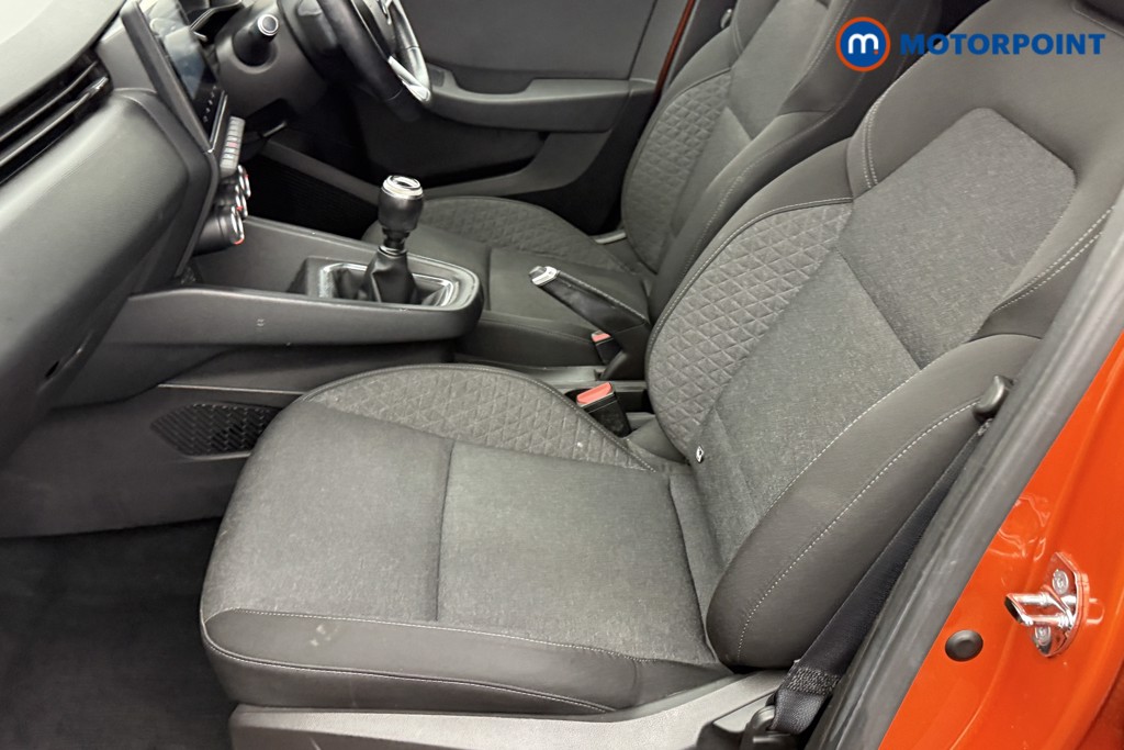 Renault Clio Iconic Manual Petrol Hatchback - Stock Number (1542188) - 18th supplementary image