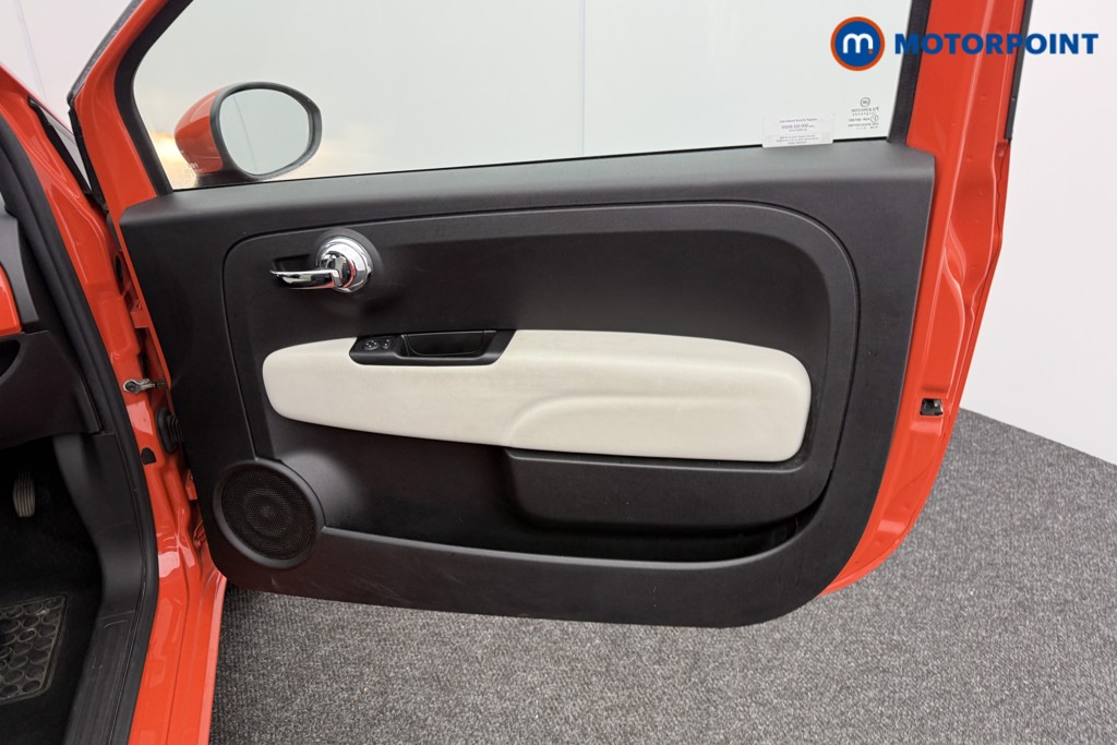 Fiat 500 Dolcevita Manual Petrol-Electric Hybrid Hatchback - Stock Number (1543080) - 14th supplementary image