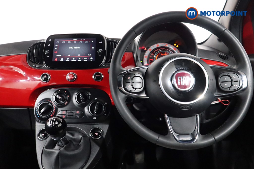 Fiat 500 Dolcevita Manual Petrol-Electric Hybrid Hatchback - Stock Number (1543153) - 3rd supplementary image