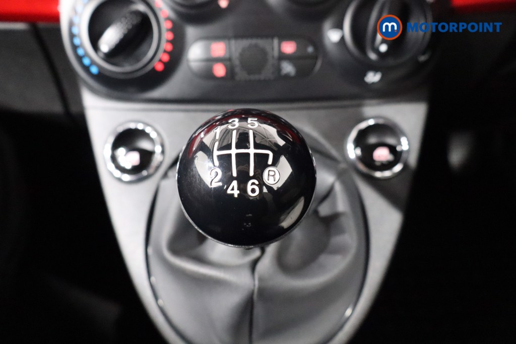 Fiat 500 Dolcevita Manual Petrol-Electric Hybrid Hatchback - Stock Number (1543153) - 15th supplementary image