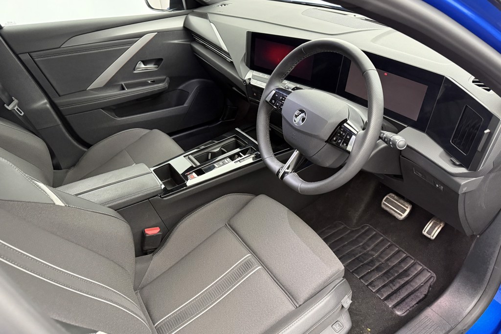 Vauxhall Astra GS Automatic Petrol Estate - Stock Number (1543492) - 1st supplementary image