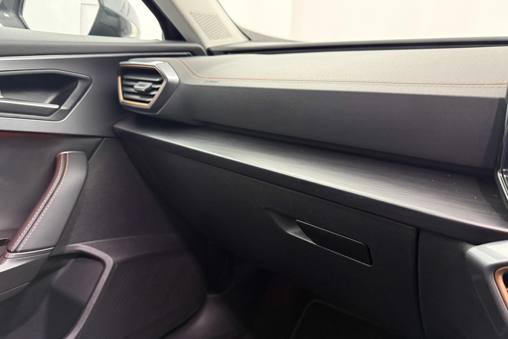Cupra Formentor V1 Automatic Petrol Plug-In Hybrid SUV - Stock Number (1543591) - 18th supplementary image