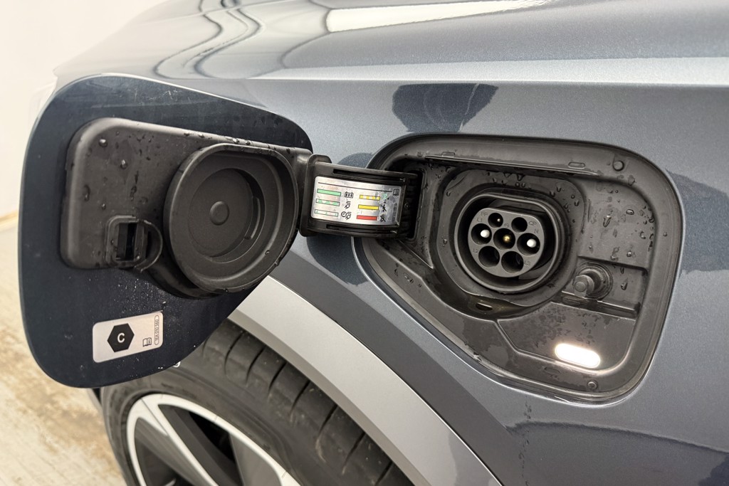 Cupra Formentor V1 Automatic Petrol Plug-In Hybrid SUV - Stock Number (1543591) - 42nd supplementary image
