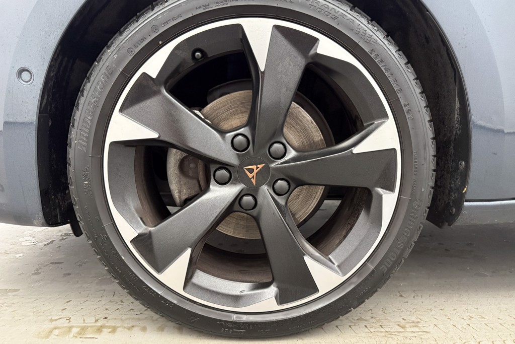 Cupra Leon V1 Manual Petrol Hatchback - Stock Number (1543702) - 28th supplementary image