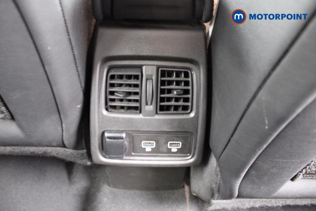 Renault Captur Se Edition Automatic Petrol SUV - Stock Number (1544323) - 20th supplementary image