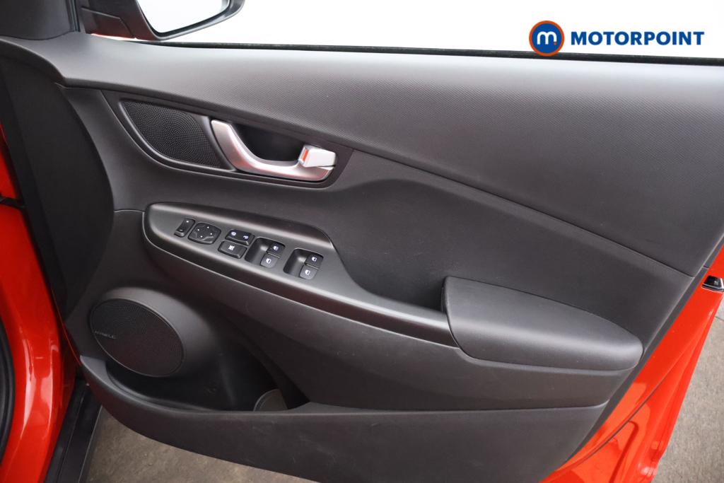 Hyundai Kona Se Connect Automatic Electric SUV - Stock Number (1544326) - 9th supplementary image